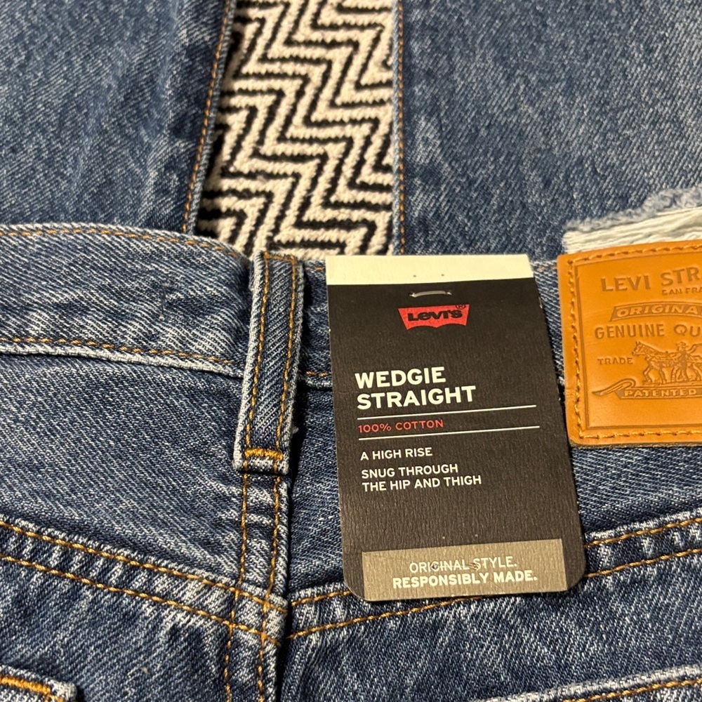 Levi’s Wedgie Straight high Rise Jeans | Sz 24 - Picture 5 of 7